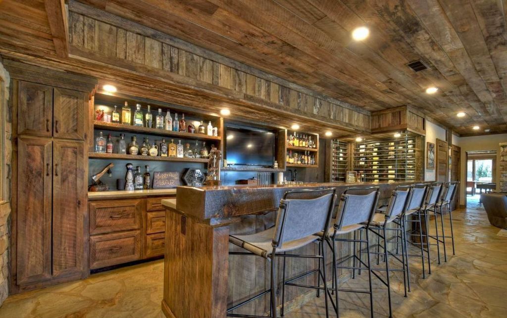 Sumners Style Fully Remodeled Lakefront Gem Asks for 6.8 Million 37