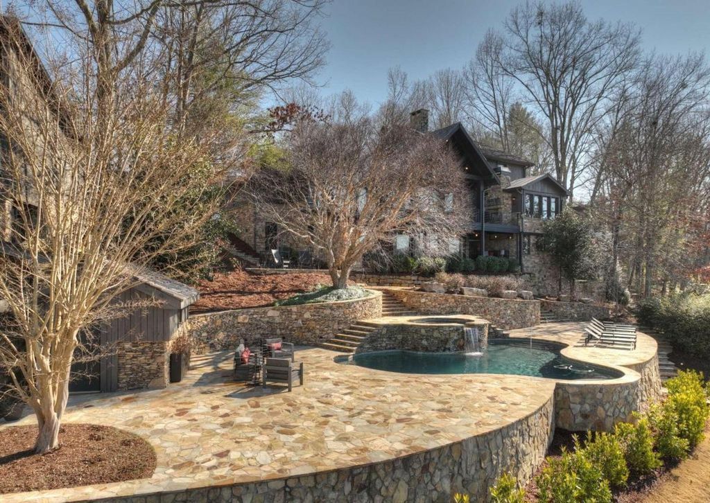 Sumners Style Fully Remodeled Lakefront Gem Asks for 6.8 Million 53