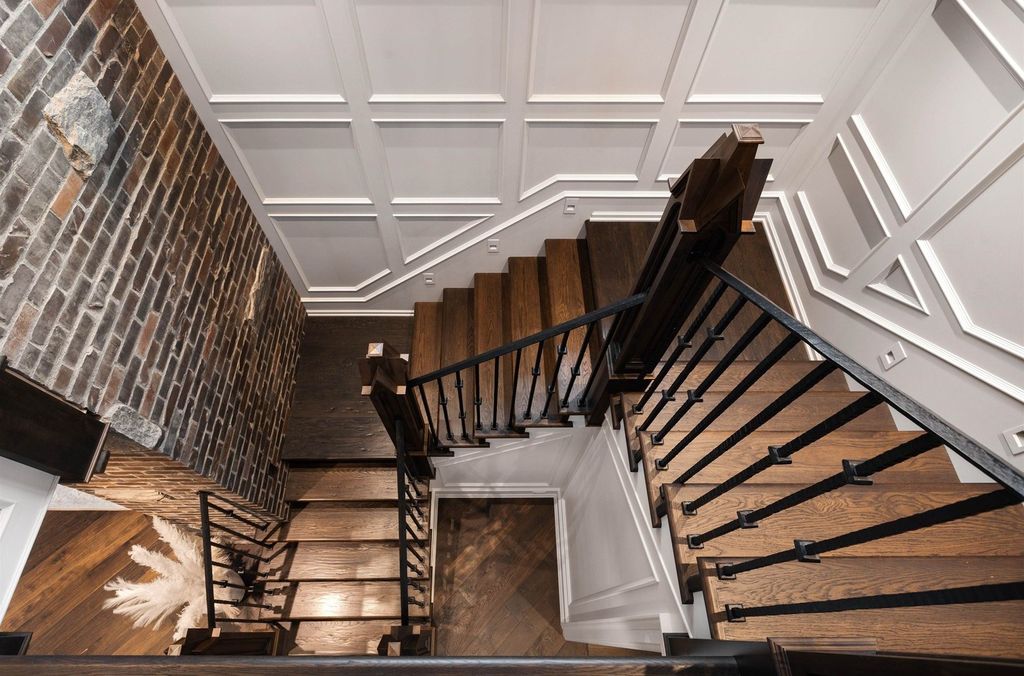 Tannin Manor Exceptional 28.75 Acre Estate in Canada Asking for C35 Million 24