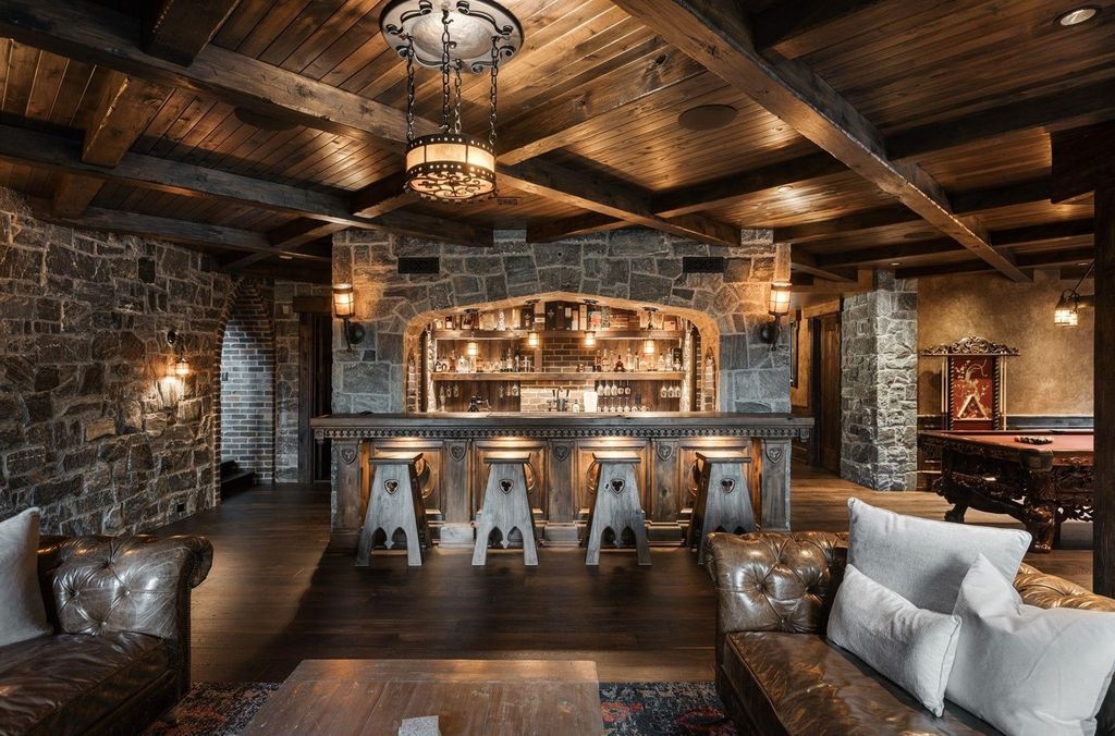 Tannin Manor Exceptional 28.75 Acre Estate in Canada Asking for C35 Million 26