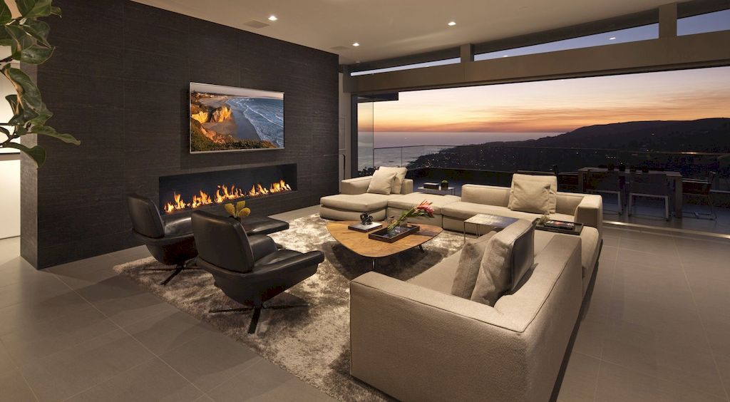 Temple Hills House, exceptional residence by McClean Design