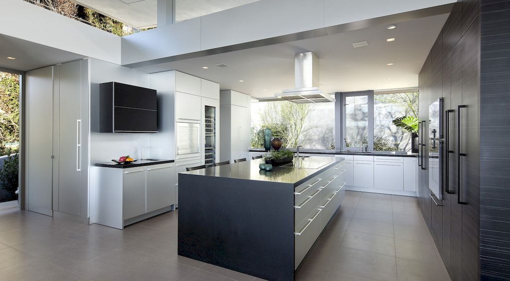 Temple Hills House, exceptional residence by McClean Design