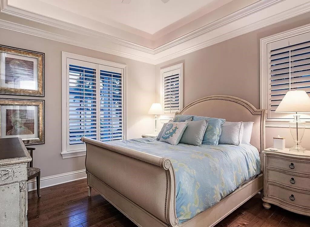 Welcome to 1750 4th St S, Naples, FL 34102, where coastal luxury meets unbeatable convenience just 4 blocks from the beach and 3rd St.