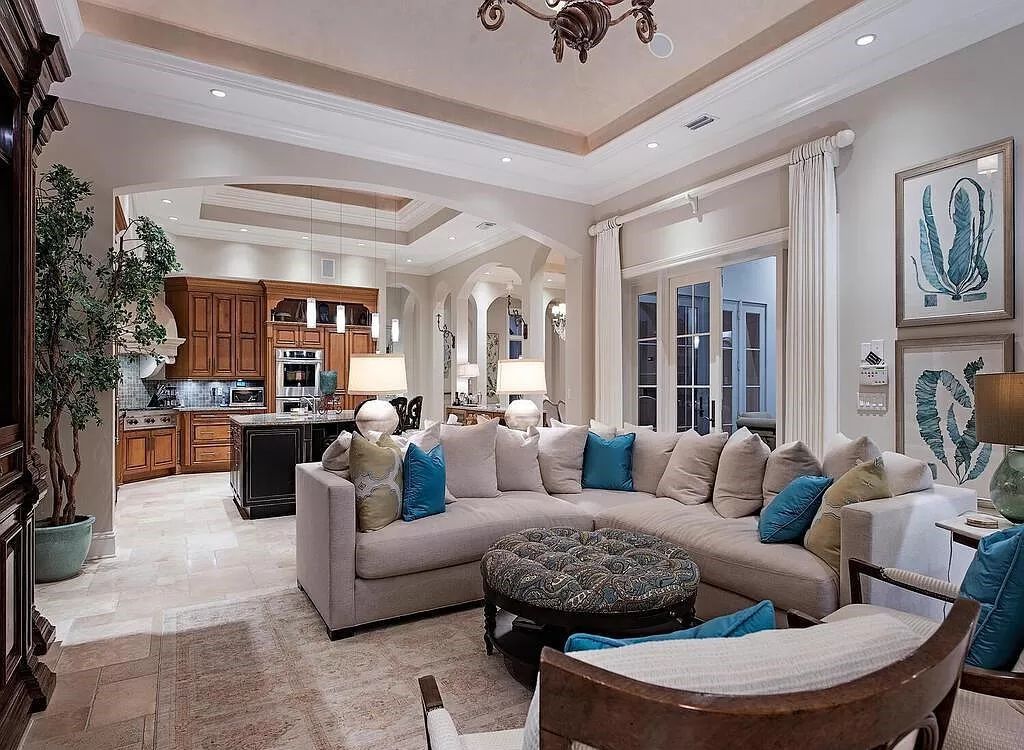 Welcome to 1750 4th St S, Naples, FL 34102, where coastal luxury meets unbeatable convenience just 4 blocks from the beach and 3rd St.