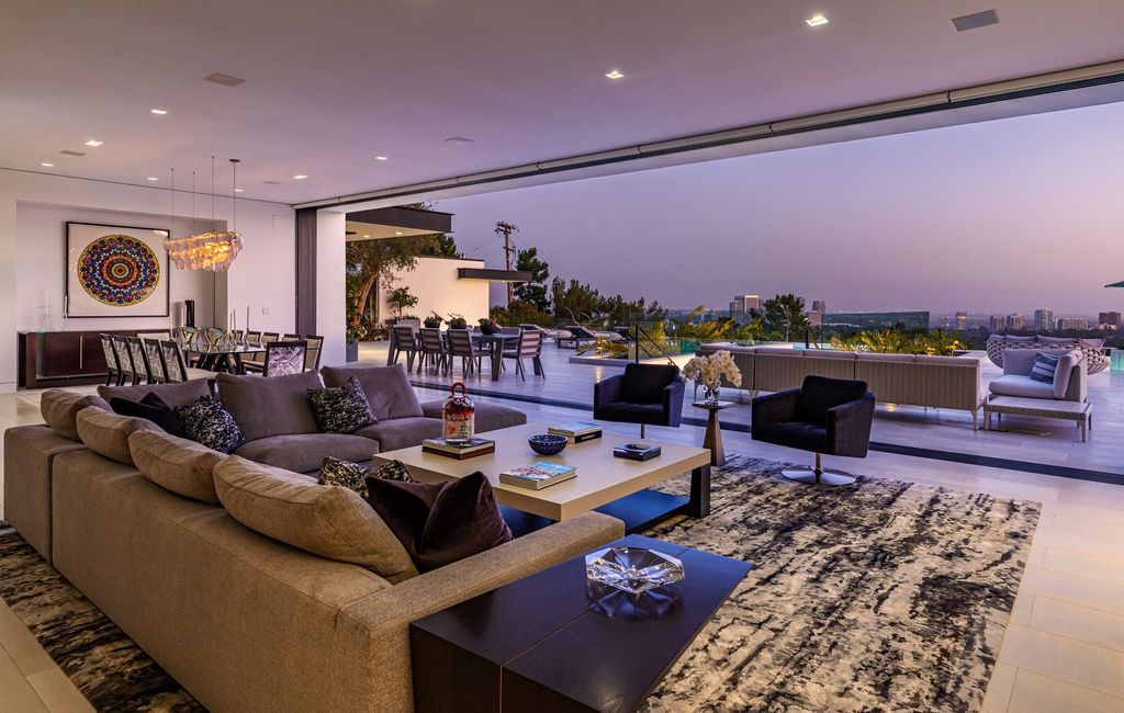 Tower Grove I House, a Hillside Retreat by McClean Design