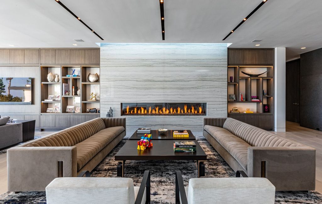 Tower Grove I House, a Hillside Retreat by McClean Design