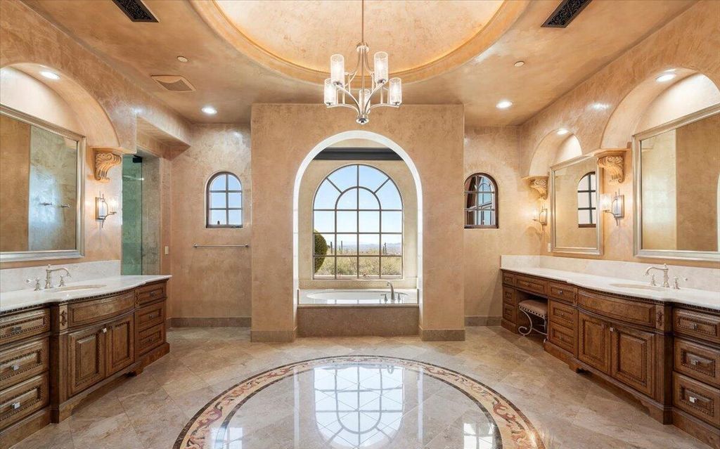 Ultimate Luxury Living Silverleafs Hillside Custom Estate with Breathtaking Views Offered at 10.5 Million 31