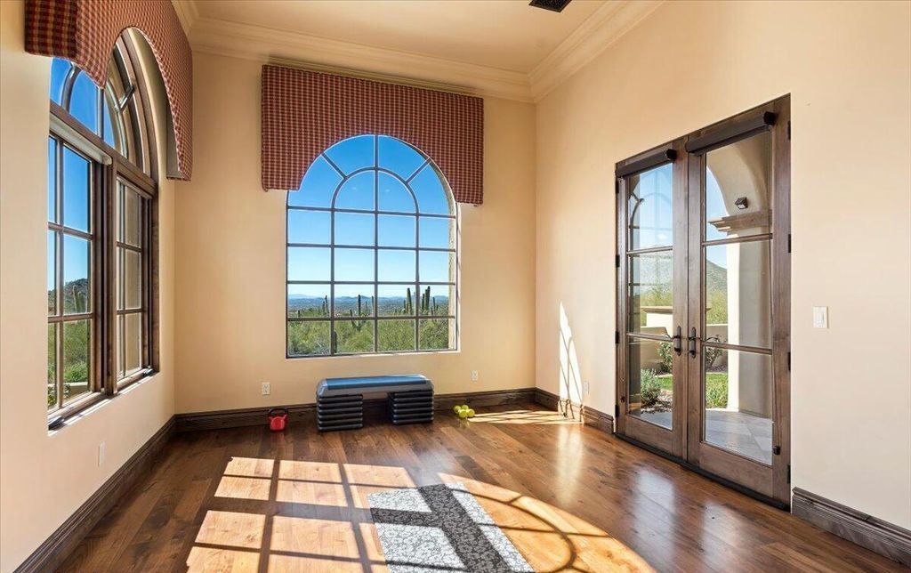 Ultimate Luxury Living Silverleafs Hillside Custom Estate with Breathtaking Views Offered at 10.5 Million 36