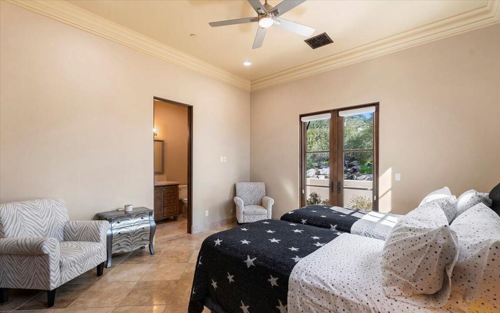 Ultimate Luxury Living Silverleafs Hillside Custom Estate with Breathtaking Views Offered at 10.5 Million 42