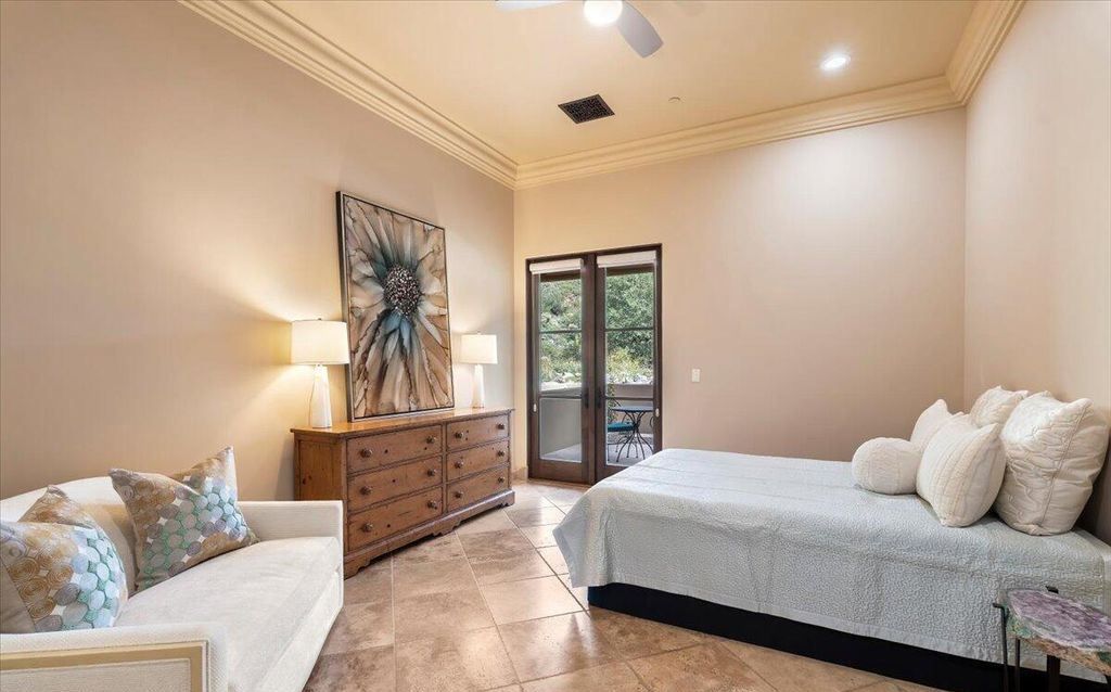 Ultimate Luxury Living Silverleafs Hillside Custom Estate with Breathtaking Views Offered at 10.5 Million 44
