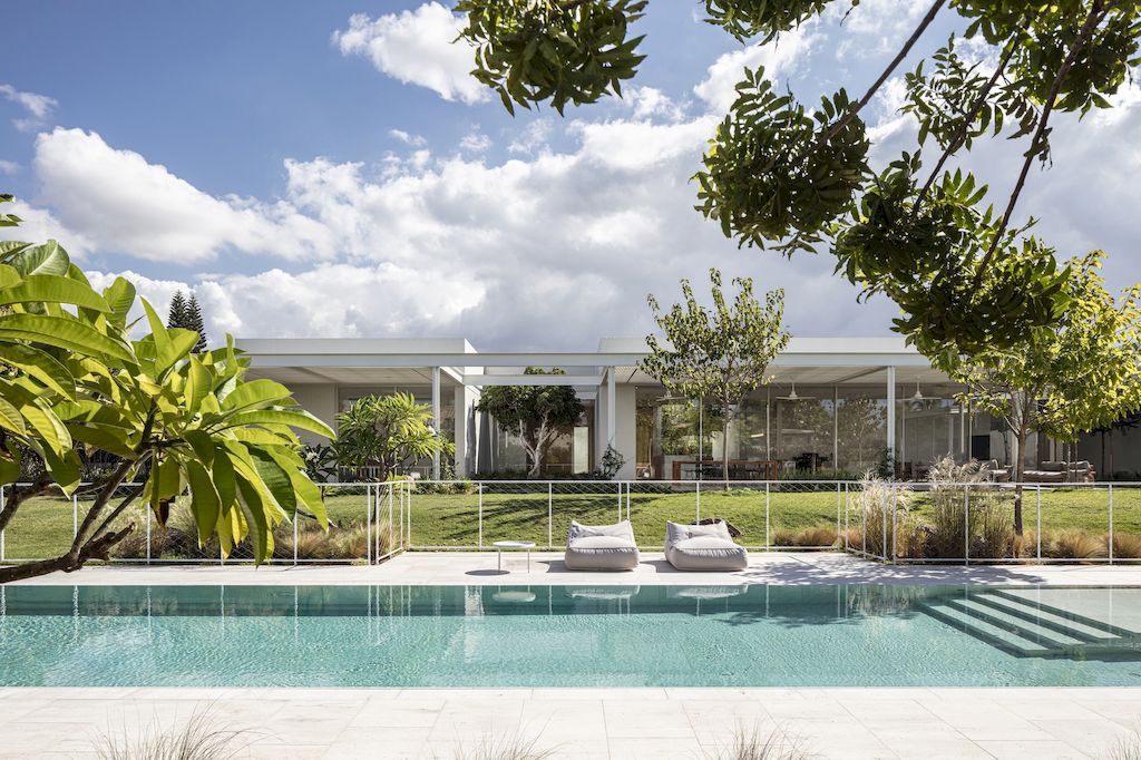 V house in Israel by Blatman Cohen architecture design