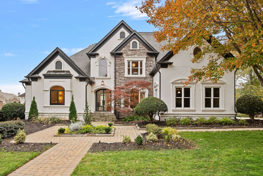 Waterfront Oasis A Captivating Gem in North Carolina Offered at 3.395 Million 1