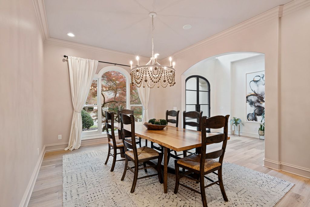 Waterfront Oasis A Captivating Gem in North Carolina Offered at 3.395 Million 18