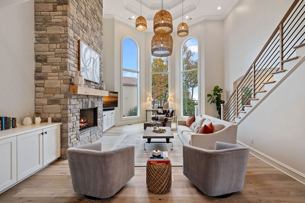 Waterfront Oasis A Captivating Gem in North Carolina Offered at 3.395 Million 4