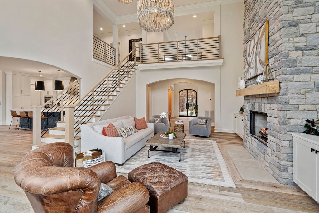 Waterfront Oasis A Captivating Gem in North Carolina Offered at 3.395 Million 6