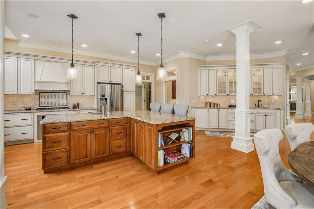 White Acre Manor Pennsylvania Property Listed at 2.95 Million 14
