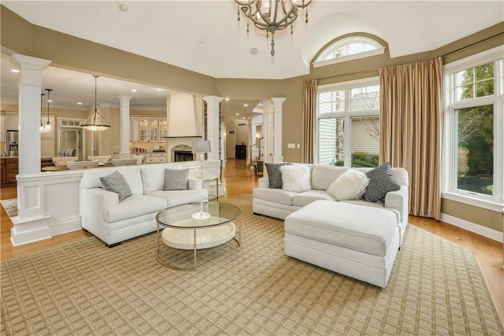 White Acre Manor Pennsylvania Property Listed at 2.95 Million 17
