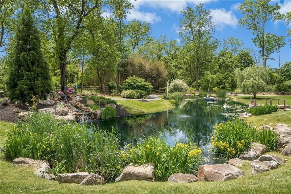 White Acre Manor Pennsylvania Property Listed at 2.95 Million 2