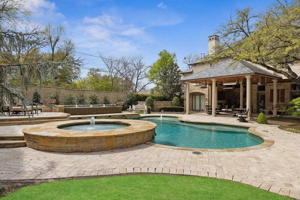 5112 Palomar Ln Dallas TX 75229 13