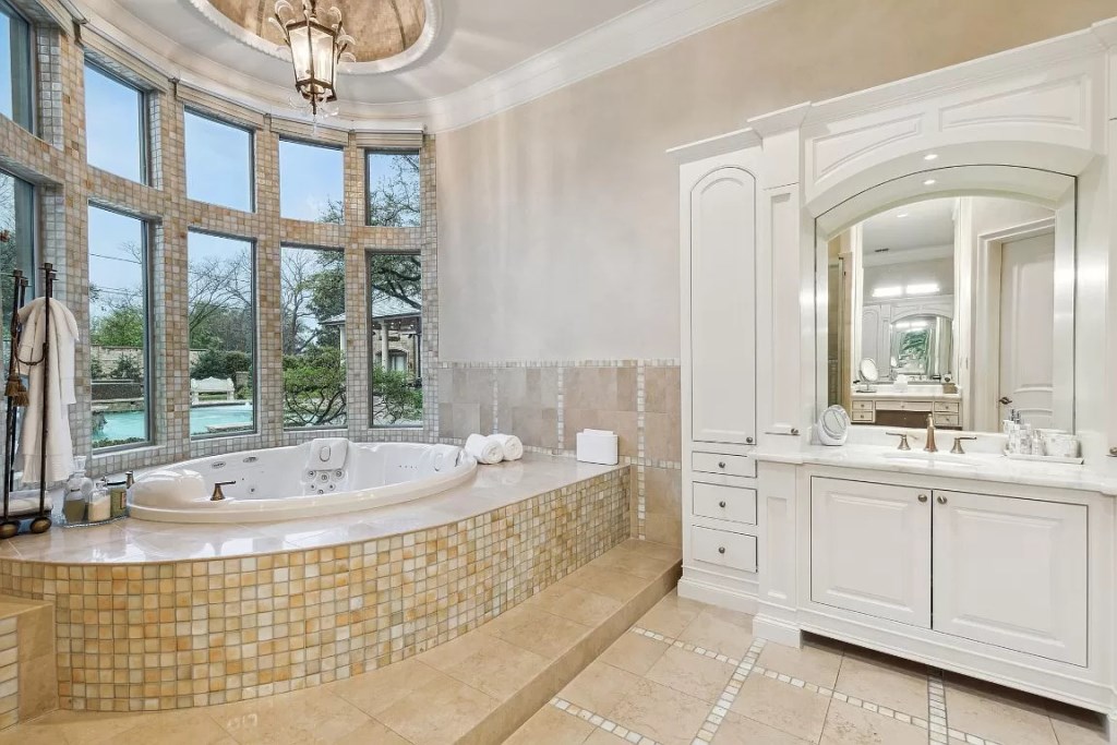 5112 Palomar Ln Dallas TX 75229 28