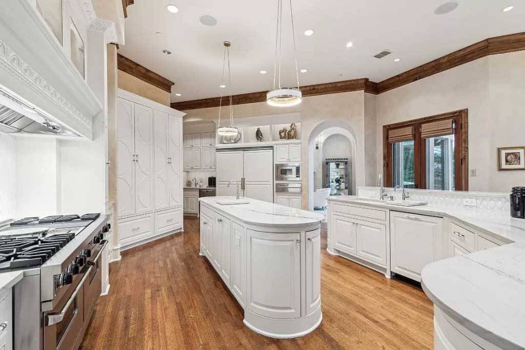 5112 Palomar Ln Dallas TX 75229 3