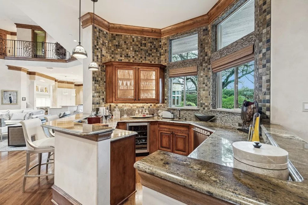 5112 Palomar Ln Dallas TX 75229 31