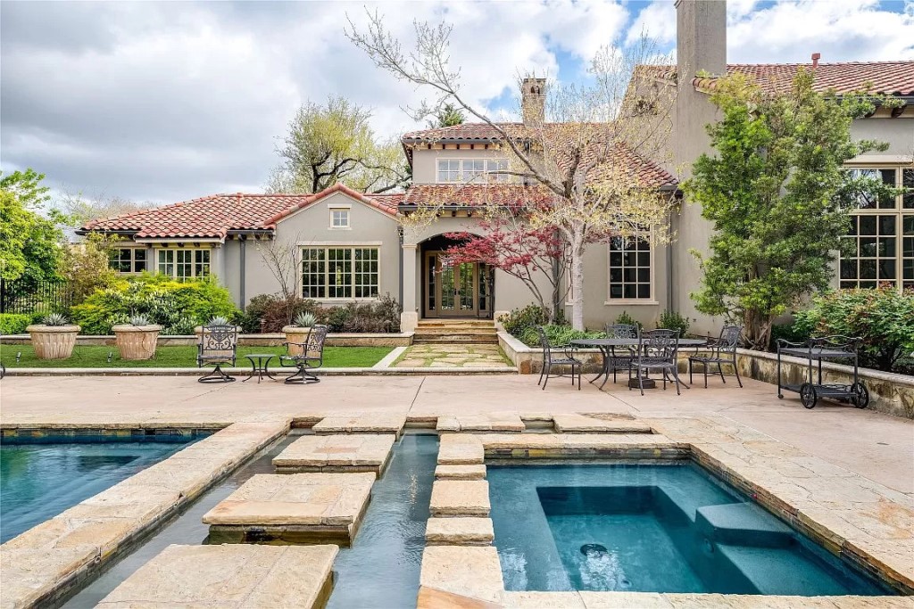 5315 Ursula Ln Dallas TX 75229 23