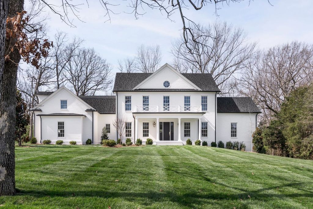 715 Greeley Drive Home in Nashville, Tennessee. Discover the epitome of refined luxury living in this meticulously crafted Southern Traditional home by Vintage South Development. Boasting 5 bedrooms, 5.5 bathrooms, and a wealth of functional spaces including a home gym and two rec rooms, this home seamlessly blends classic architecture with modern innovation. 