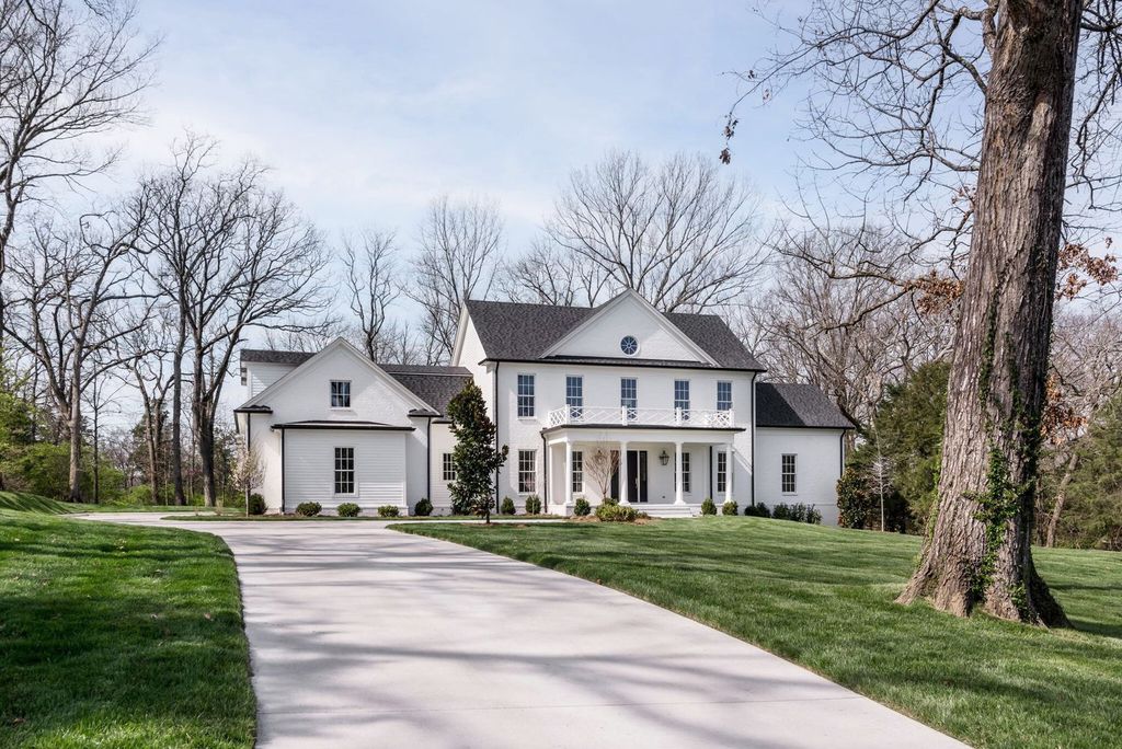 715 Greeley Drive Home in Nashville, Tennessee. Discover the epitome of refined luxury living in this meticulously crafted Southern Traditional home by Vintage South Development. Boasting 5 bedrooms, 5.5 bathrooms, and a wealth of functional spaces including a home gym and two rec rooms, this home seamlessly blends classic architecture with modern innovation. 