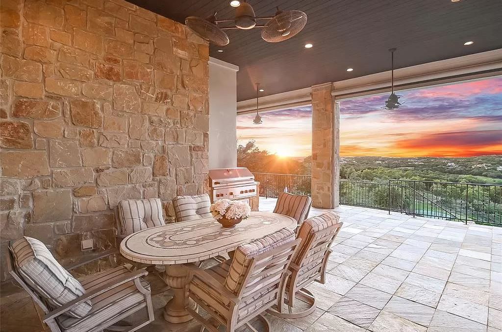 7849 Escala Dr Austin TX 78735 26