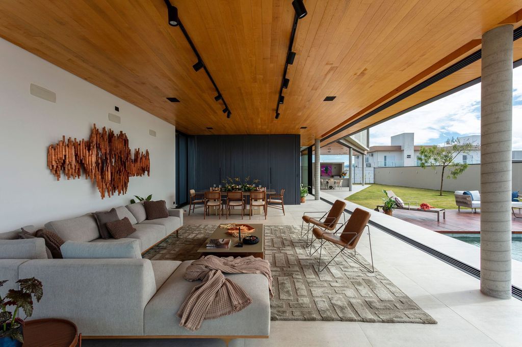 Apuã House Showcases Elevated Elegance by Aoki Arquitetura