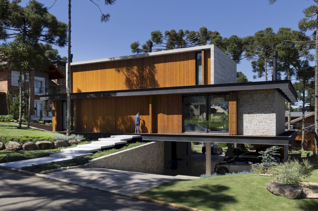 K House, striking multi-volume house by Mayresse Arquitetura