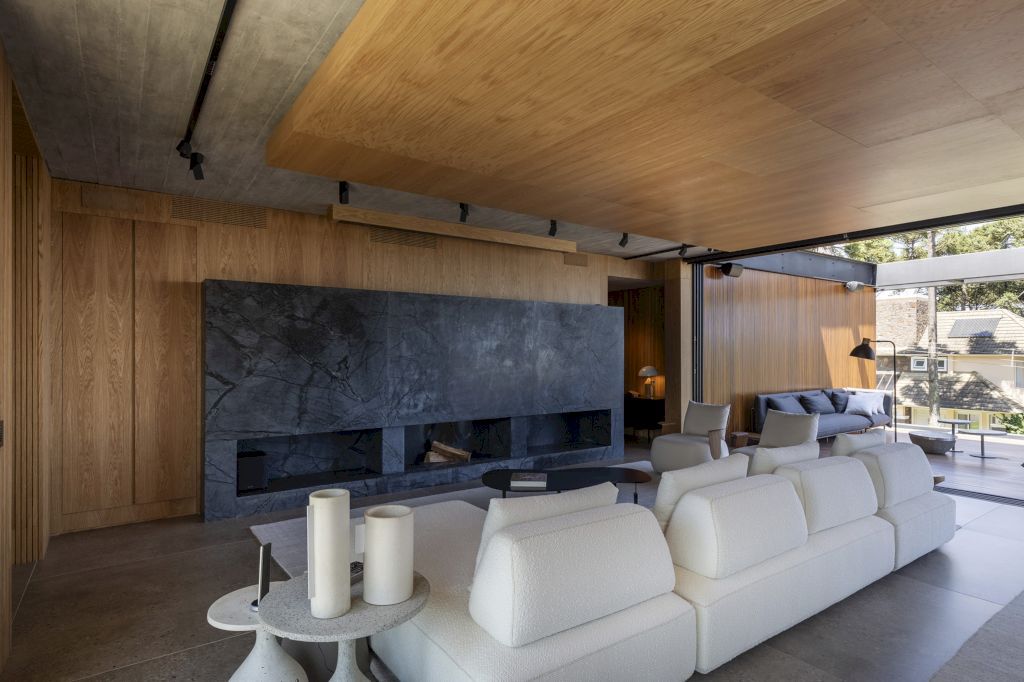 Casa K striking multi volume house by Mayresse Arquitetura 9