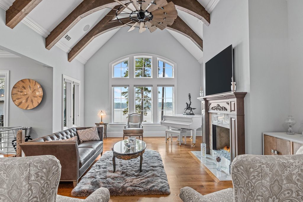 Exclusive Luxury Lake Estate at Reynolds Lake Oconee Hits Market at 6.9 Million 11