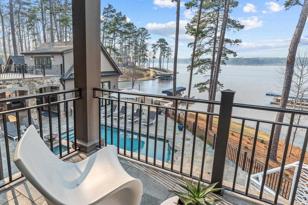 Exclusive Luxury Lake Estate at Reynolds Lake Oconee Hits Market at 6.9 Million 17