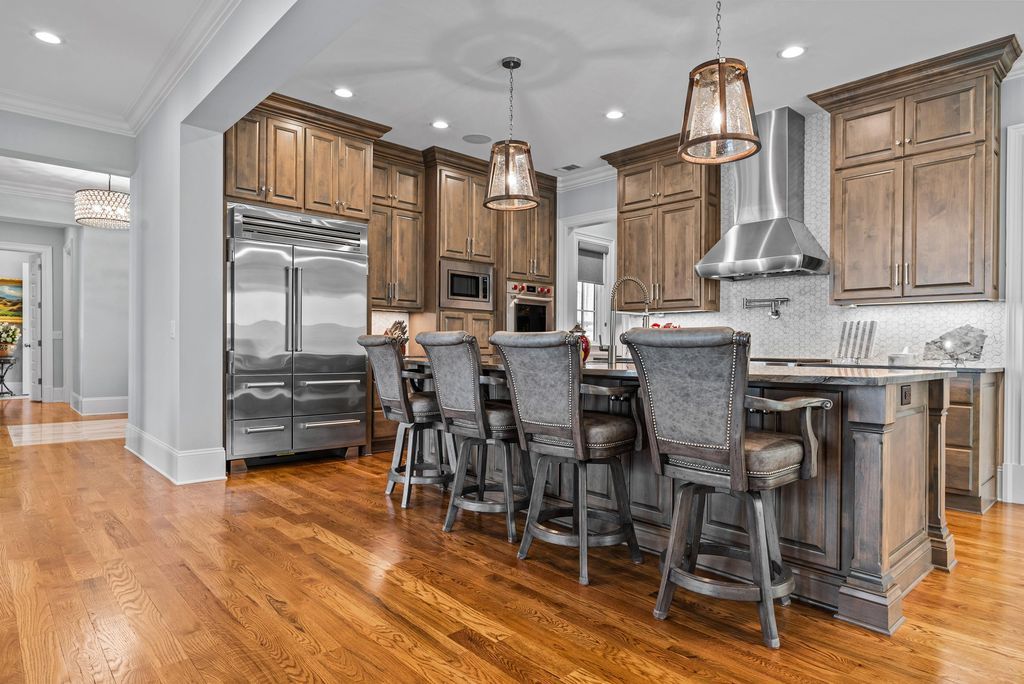 Exclusive Luxury Lake Estate at Reynolds Lake Oconee Hits Market at 6.9 Million 26