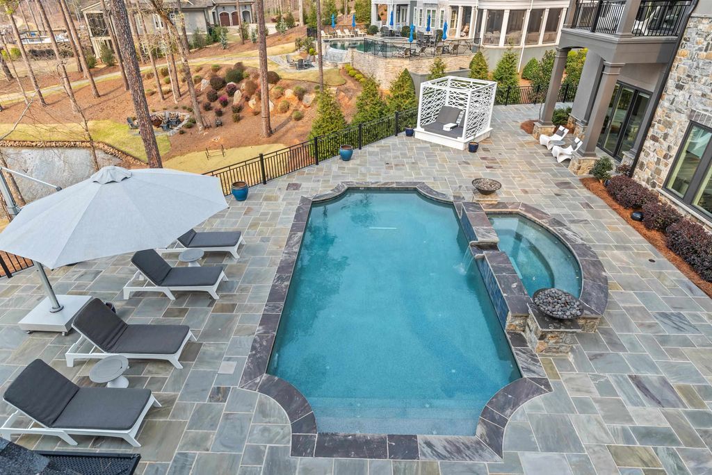 Exclusive Luxury Lake Estate at Reynolds Lake Oconee Hits Market at 6.9 Million 32