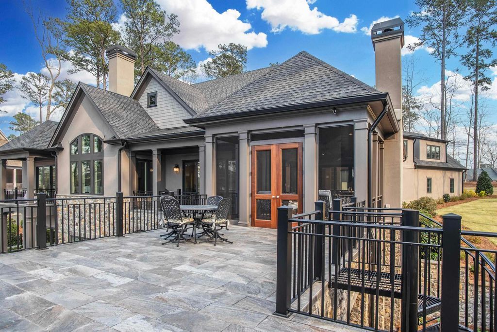 Exclusive Luxury Lake Estate at Reynolds Lake Oconee Hits Market at 6.9 Million 34