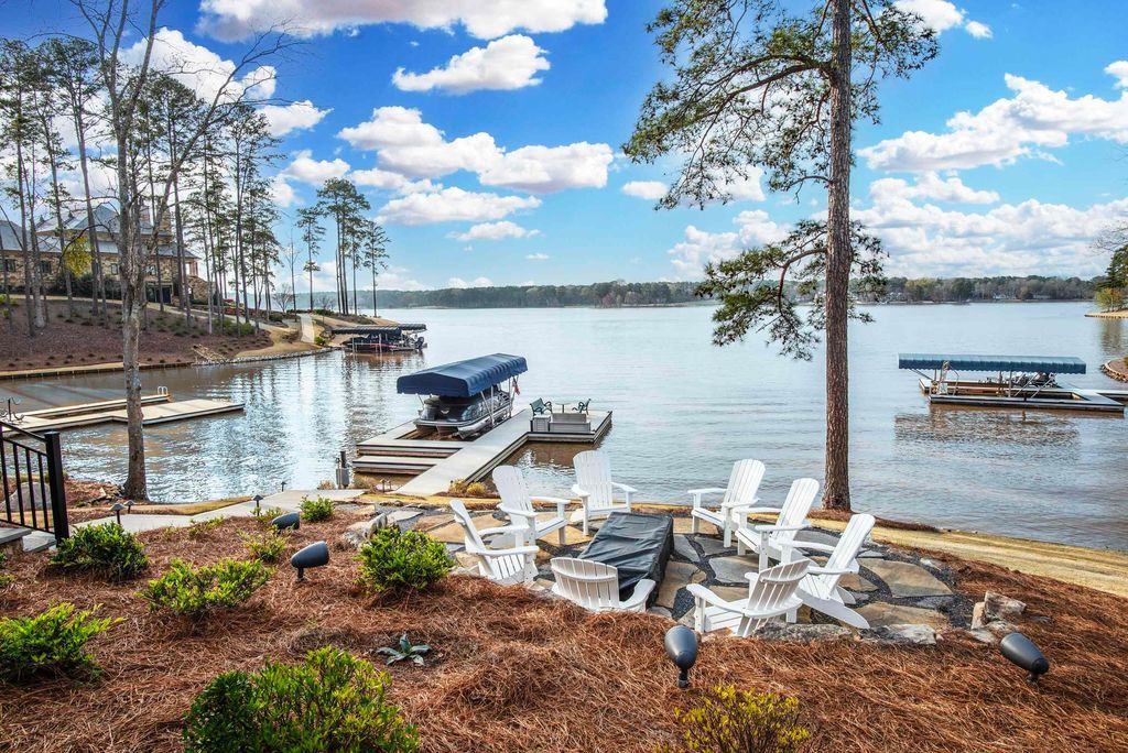 Exclusive Luxury Lake Estate at Reynolds Lake Oconee Hits Market at 6.9 Million 61
