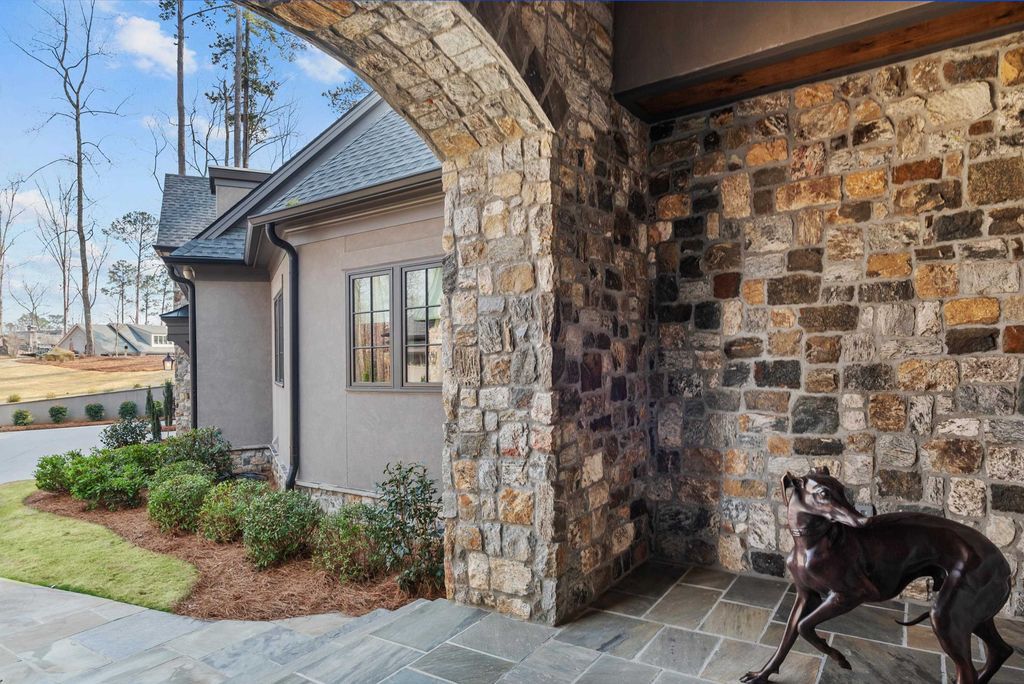 Exclusive Luxury Lake Estate at Reynolds Lake Oconee Hits Market at 6.9 Million 9