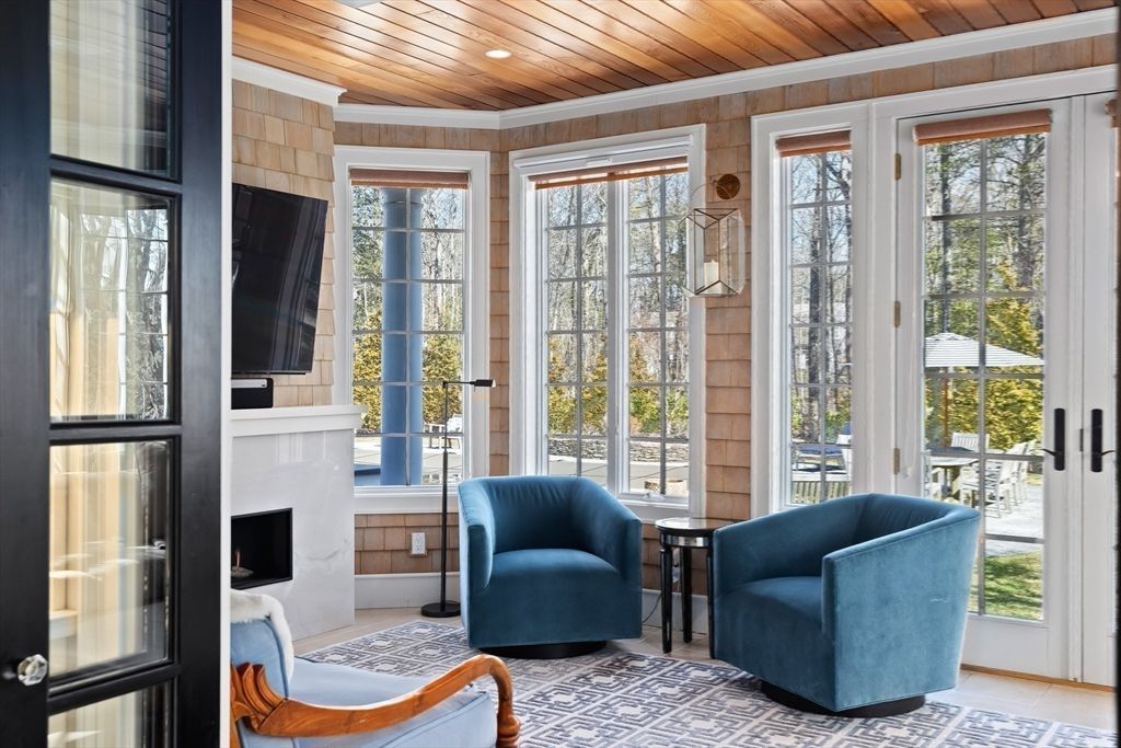 Exquisite Jewel in Historic Massachusetts Seaside Community Hits Market for 3.45 Million 14