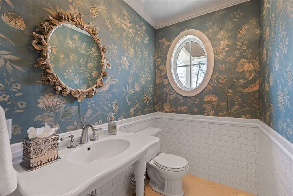 Exquisite Jewel in Historic Massachusetts Seaside Community Hits Market for 3.45 Million 20