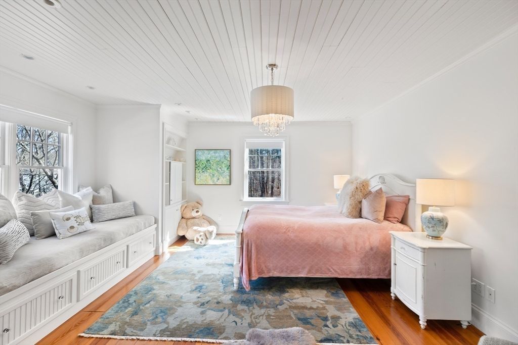 Exquisite Jewel in Historic Massachusetts Seaside Community Hits Market for 3.45 Million 31