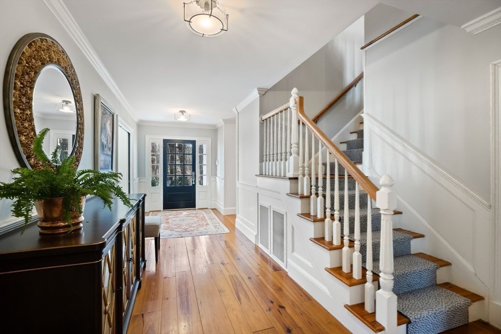 Exquisite Jewel in Historic Massachusetts Seaside Community Hits Market for 3.45 Million 38