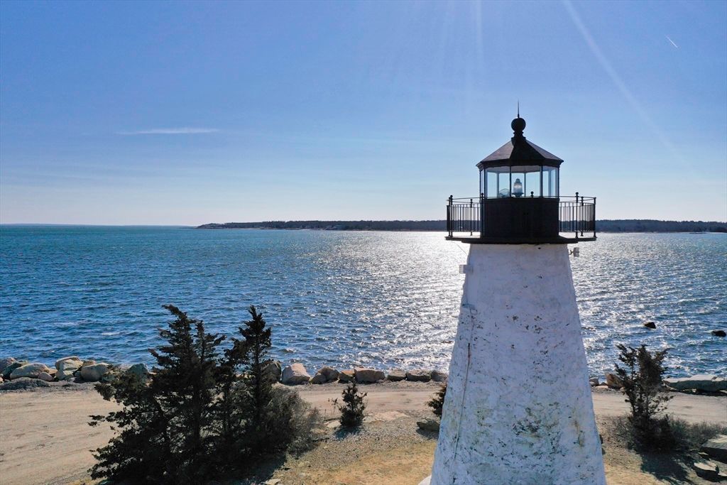Exquisite Jewel in Historic Massachusetts Seaside Community Hits Market for 3.45 Million 42