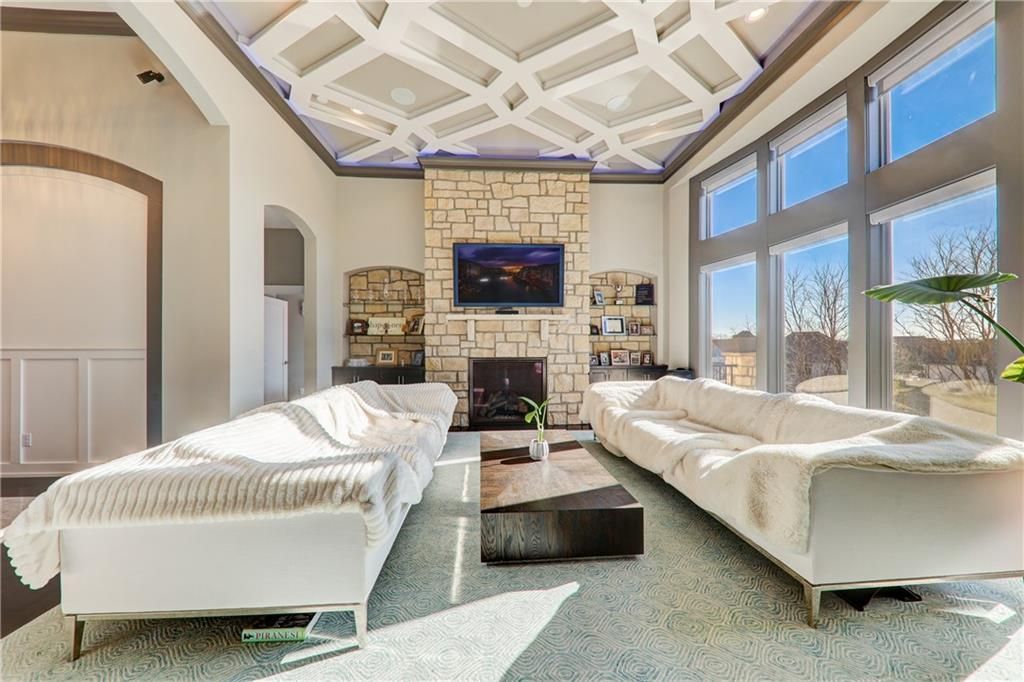Exquisite Retreat Stunning 3 Acre Home in Parkville Missouri Offered at 2.25 Million 11