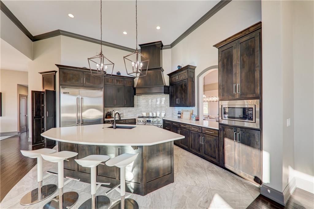Exquisite Retreat Stunning 3 Acre Home in Parkville Missouri Offered at 2.25 Million 13