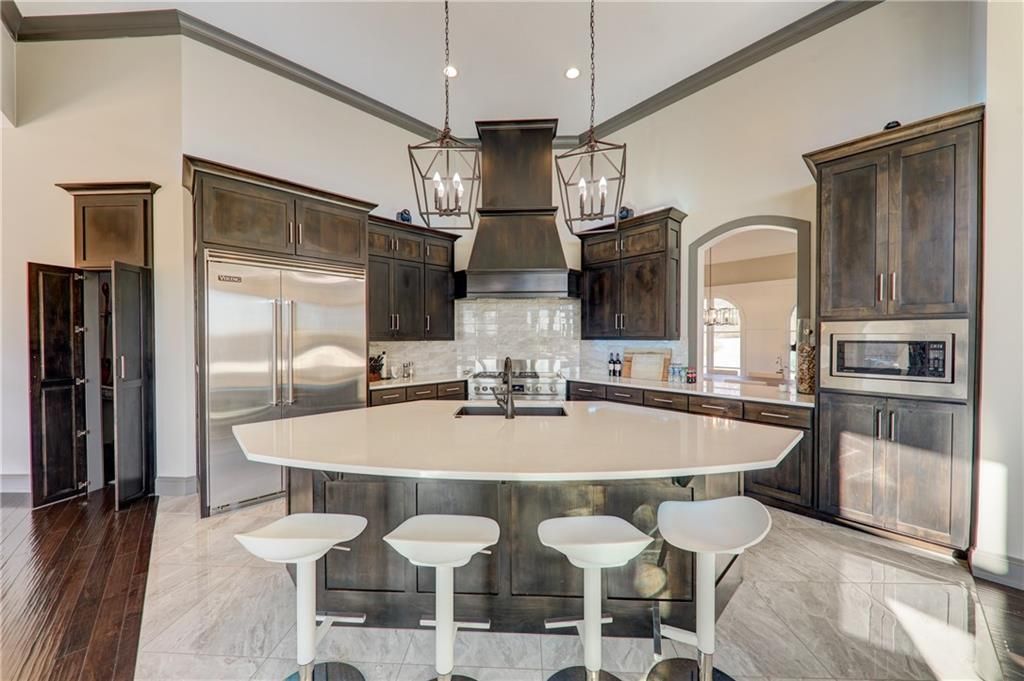 Exquisite Retreat Stunning 3 Acre Home in Parkville Missouri Offered at 2.25 Million 14