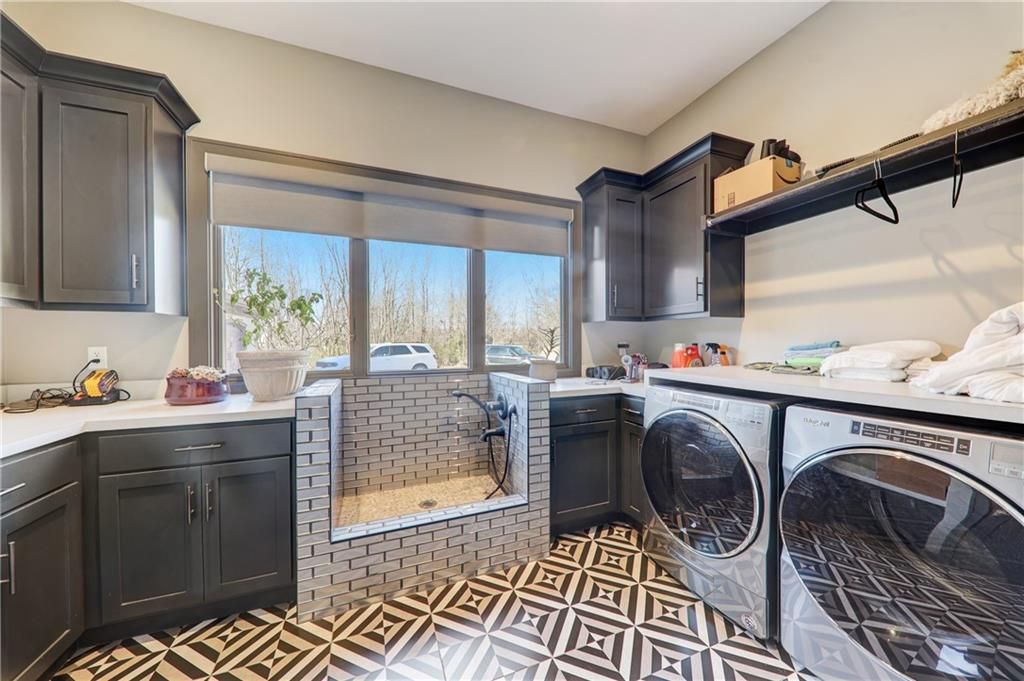 Exquisite Retreat Stunning 3 Acre Home in Parkville Missouri Offered at 2.25 Million 18