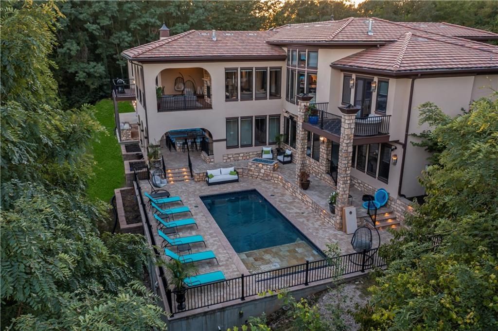Exquisite Retreat Stunning 3 Acre Home in Parkville Missouri Offered at 2.25 Million 4 1